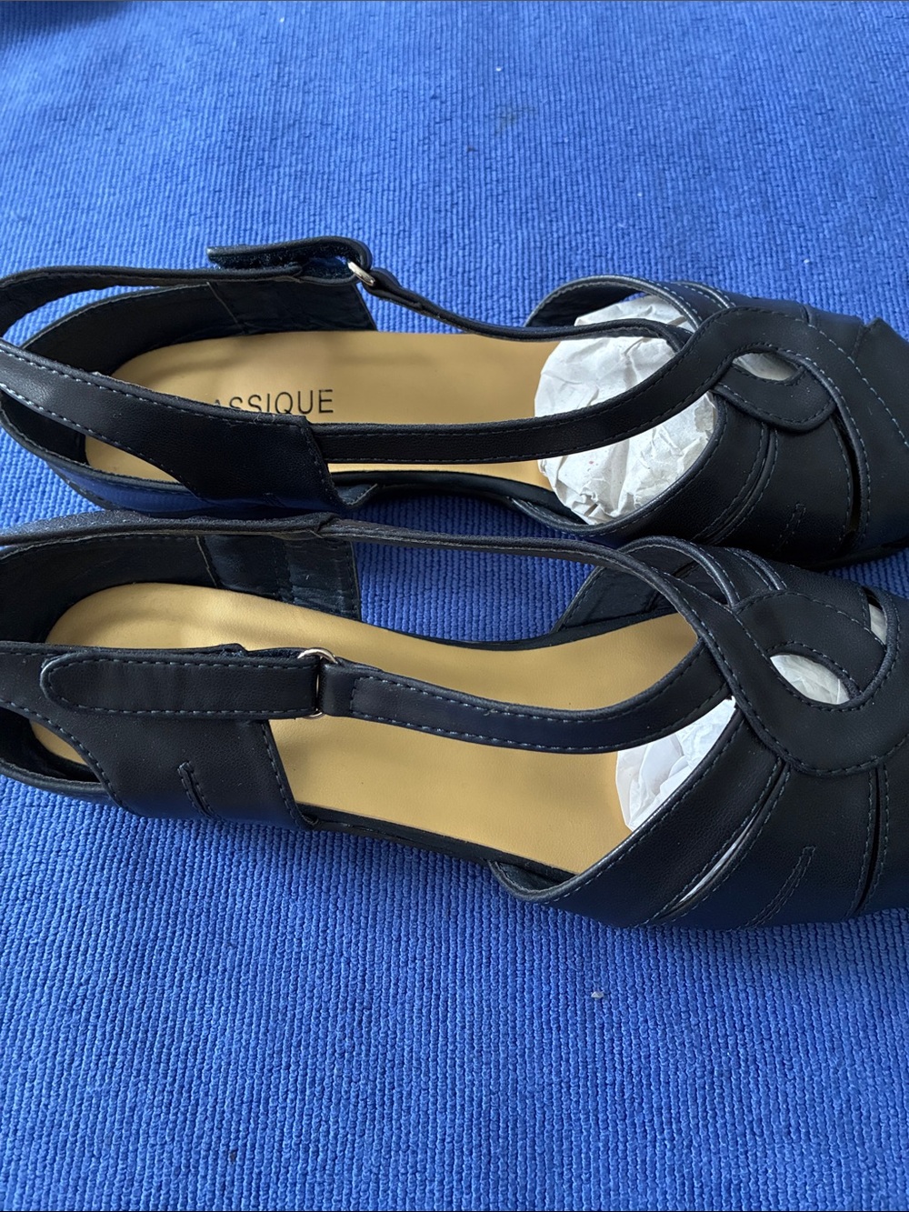 Classiques Entier Black Open-Toe Slingback Sandals